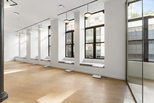 Perimeter Offices — Tailored Workplace